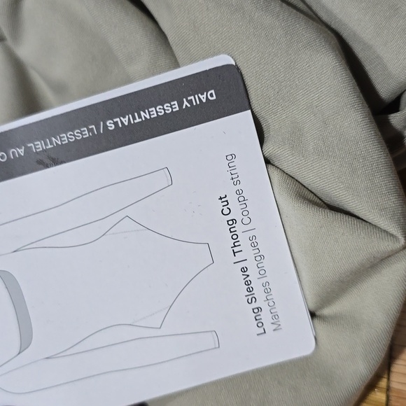 NWT Lululemon Wundermost Ultra-Soft Nulu Square-Neck Long-Sleeve Bodysuit Rivers - Picture 10 of 11